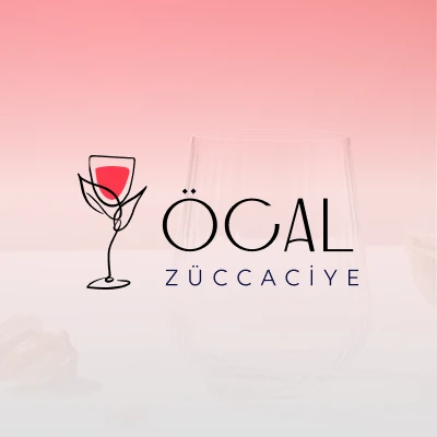 Pembe cam objeler üzerinde Öcal Züccaciye logosu